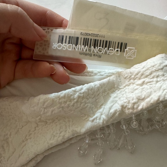 Devor Windsor Bottom - Picture 4 of 12